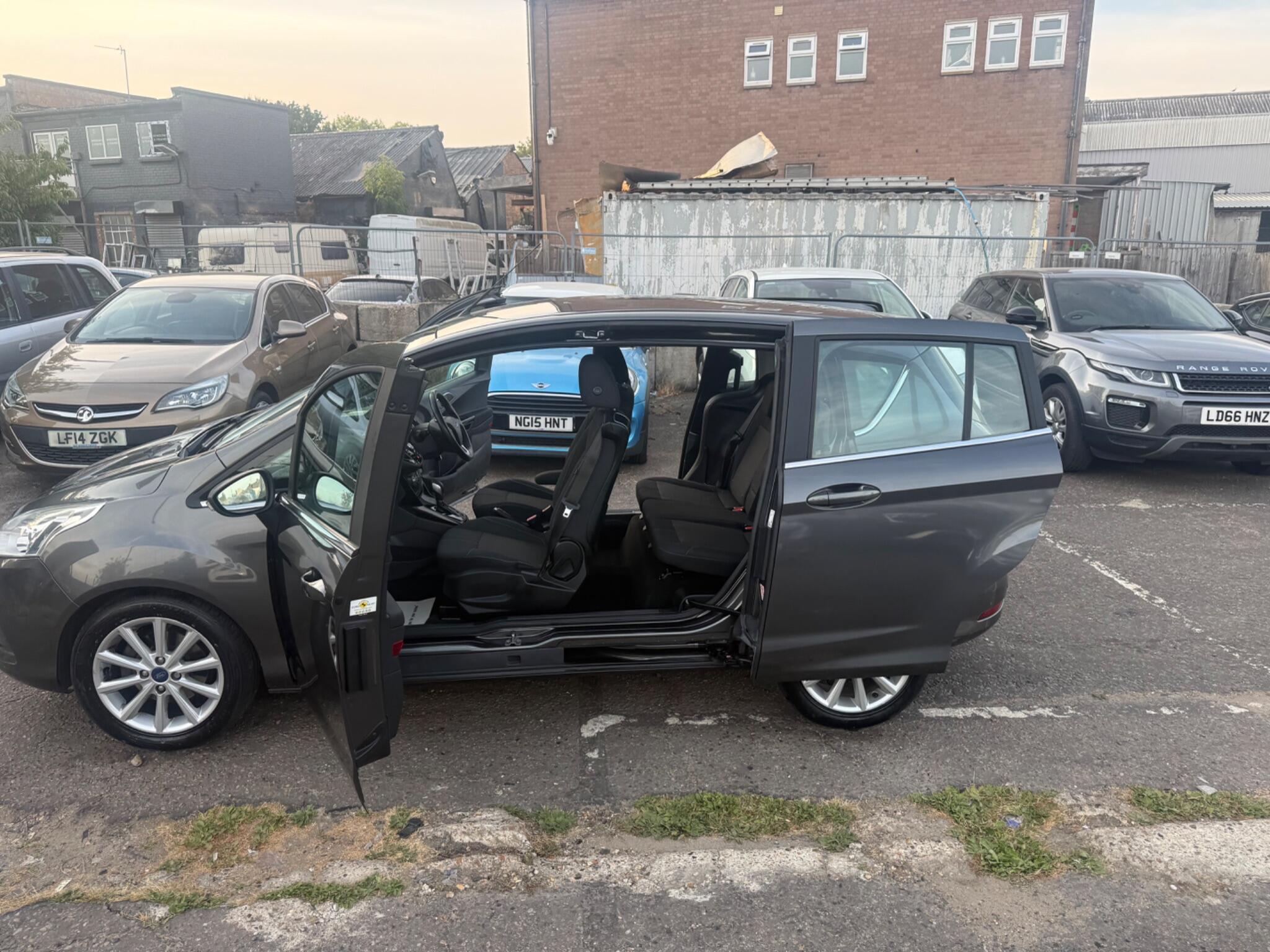 Side Left